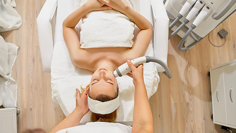 Elettroporocosmesi a Radiofrequenza
